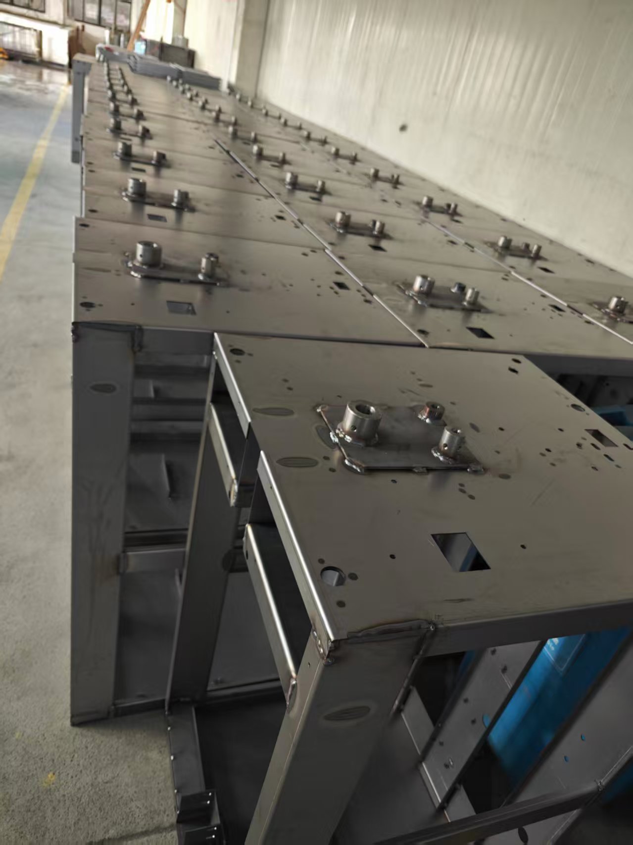 CNC press brake bending sheet metal